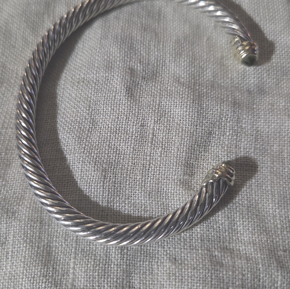 ***Host Pick***David Yurman Classic Cable 4mm Cuff Bracelet, Peridot, SS & 14k - Picture 4 of 12
